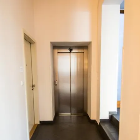 Apartment National Museum By Ruterra *